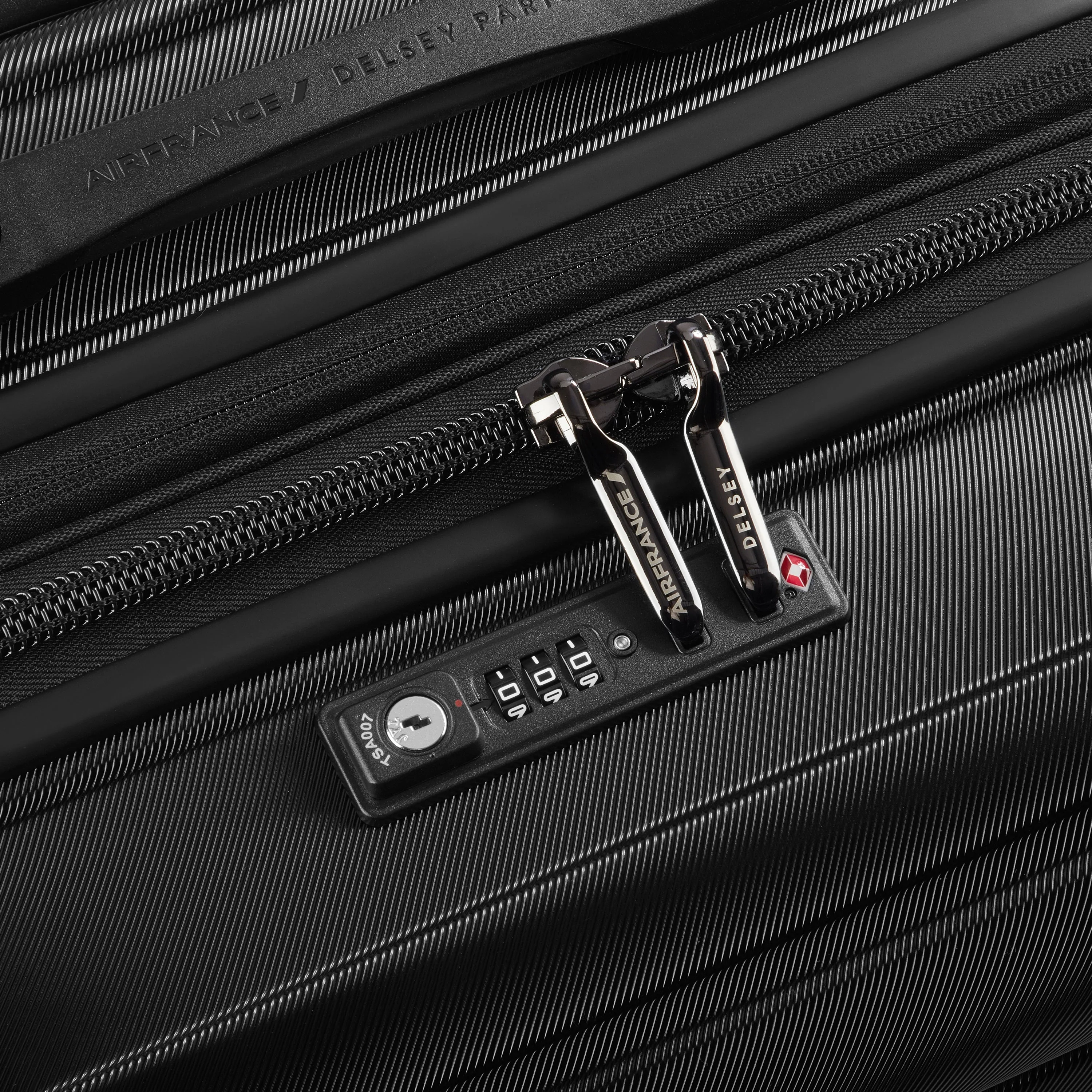 ELEGANCE | Check-in Medium Koffer Uitbreidbaar 66 CM ZWART